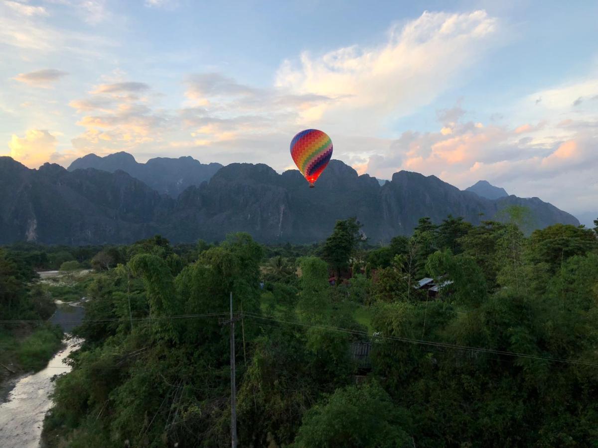 Blue guesthouse Vang Vieng Extérieur photo