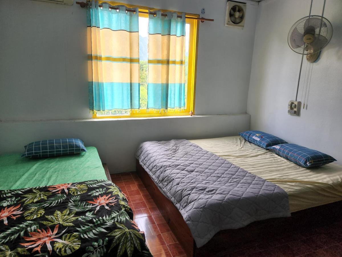 Blue guesthouse Vang Vieng Extérieur photo