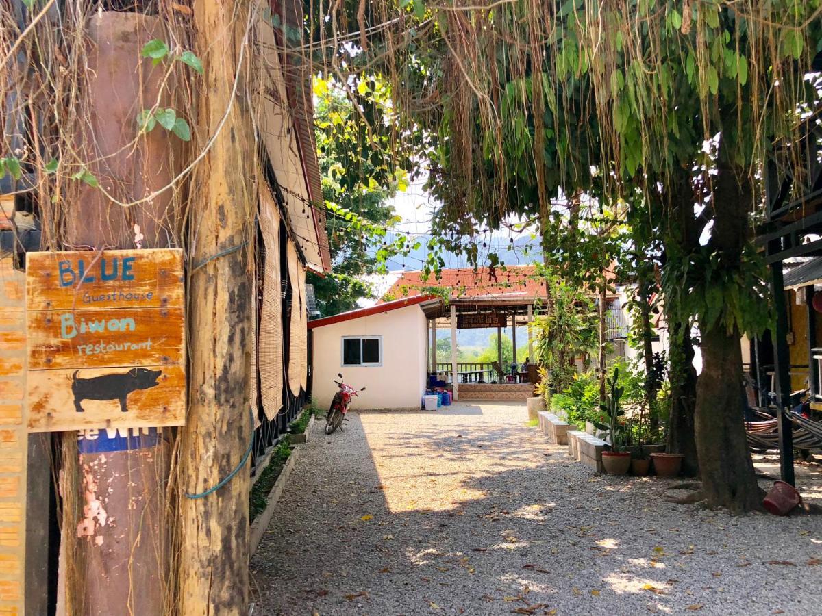 Blue guesthouse Vang Vieng Extérieur photo